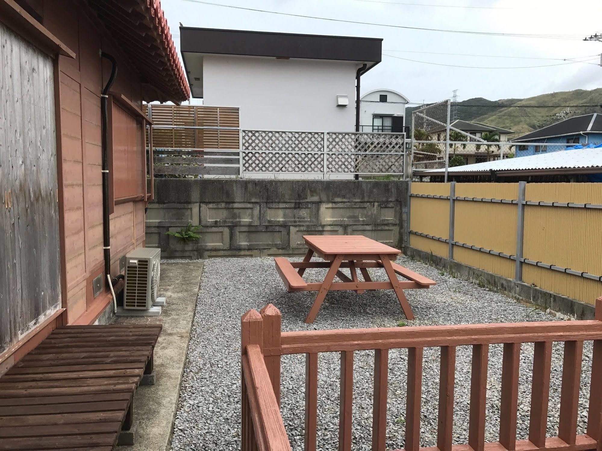 Kin Shibiranka Vila Onna Exterior foto